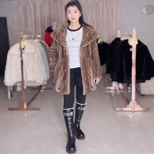 佟二堡皮草貂皮大衣女款整貂2025新款特价帕斯条披肩帽服进口水貂