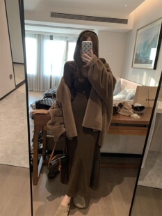 慵懒小猫咪德绒连帽长裙连衣裙韩国风系扣设计修身显瘦黑色咖啡色