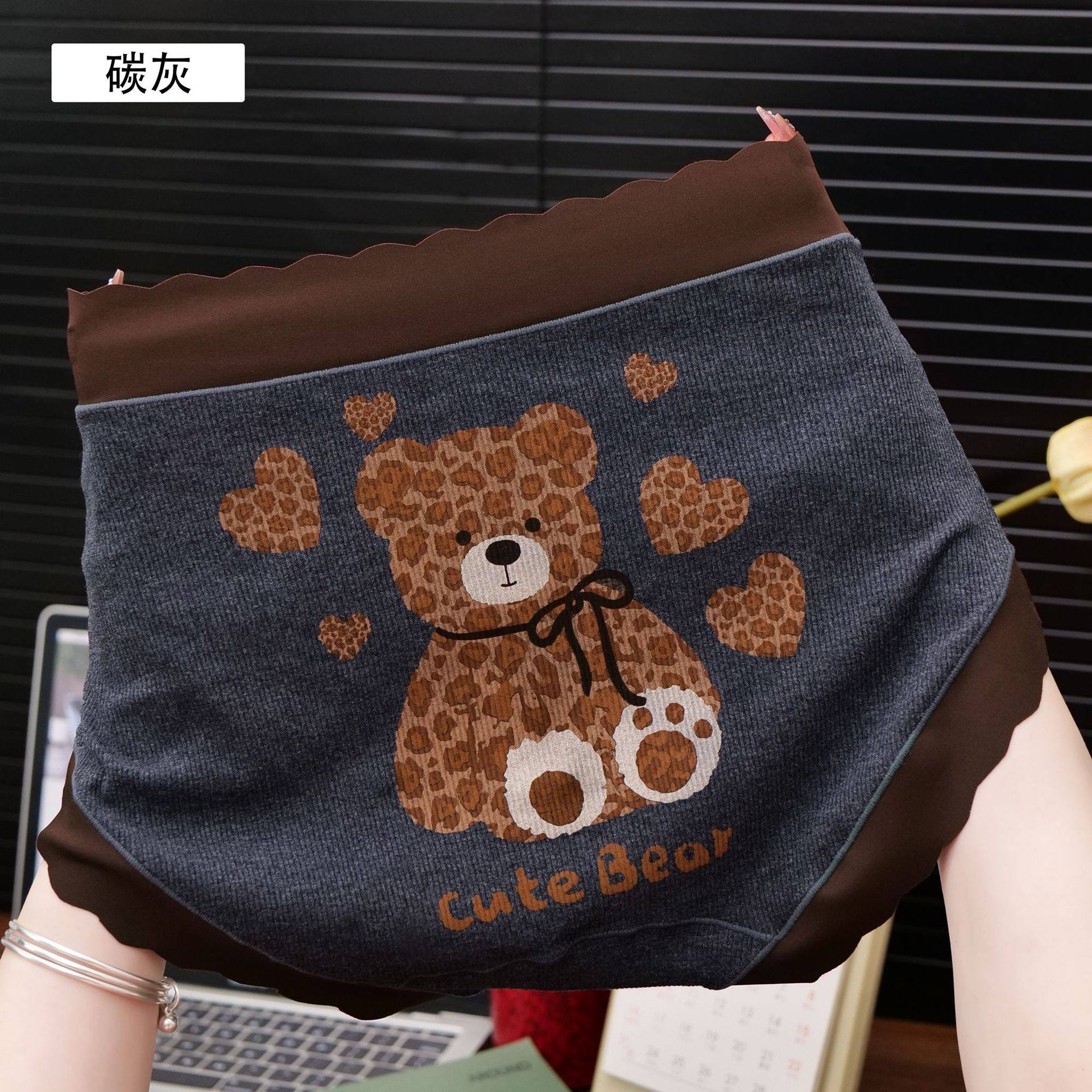 秋冬新款卡通小熊螺纹莫代尔棉中高腰三角内裤女士大码胖mm高弹力,女士内衣/男士内衣/家居服,女三角裤,淘宝优惠券,粉丝福利购,淘宝优惠卷