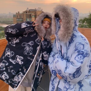 情侣装冬装手绘熊大毛领加厚情侣棉衣面包服H698P138控178女类
