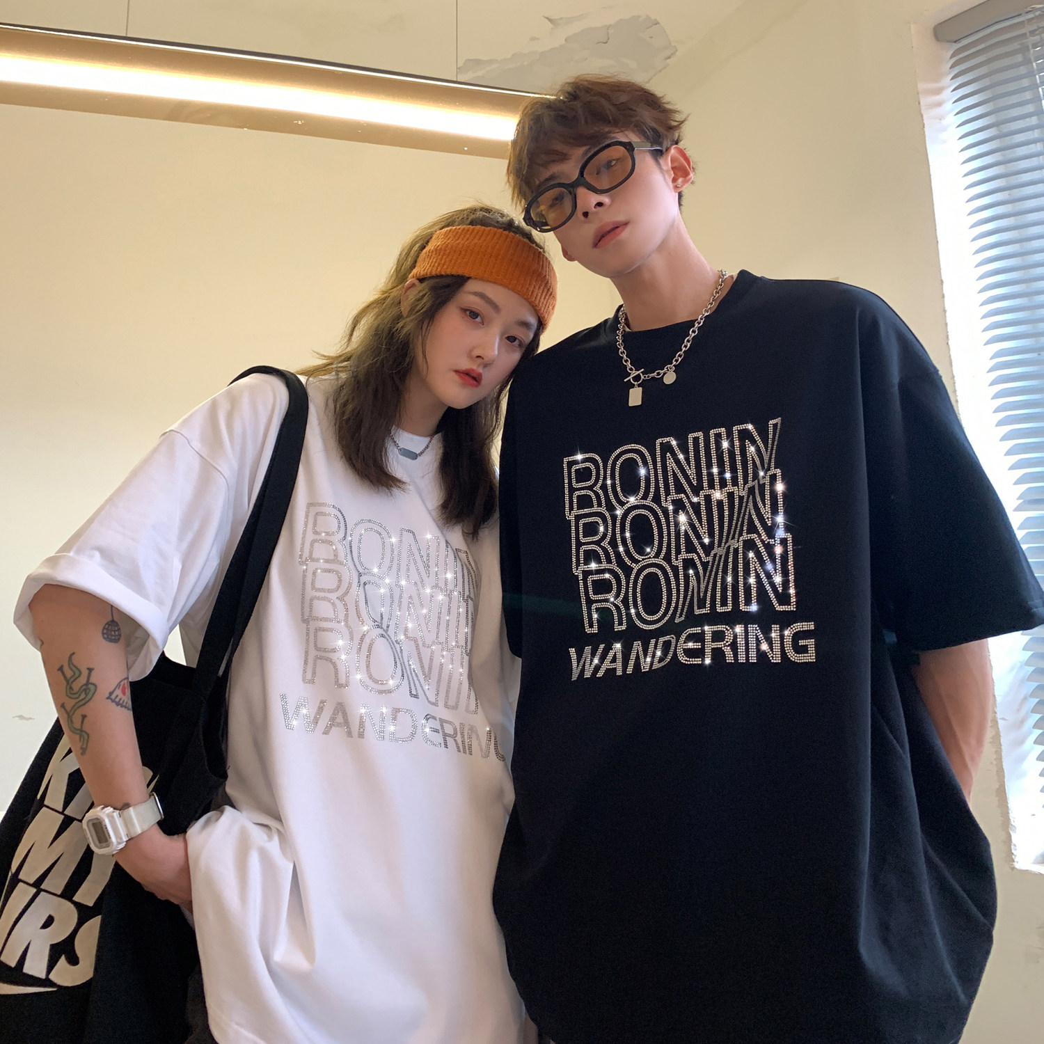 情侣装夏装潮高街烫钻字母印花宽松情侣短袖大码T恤 H708P35 女类图片