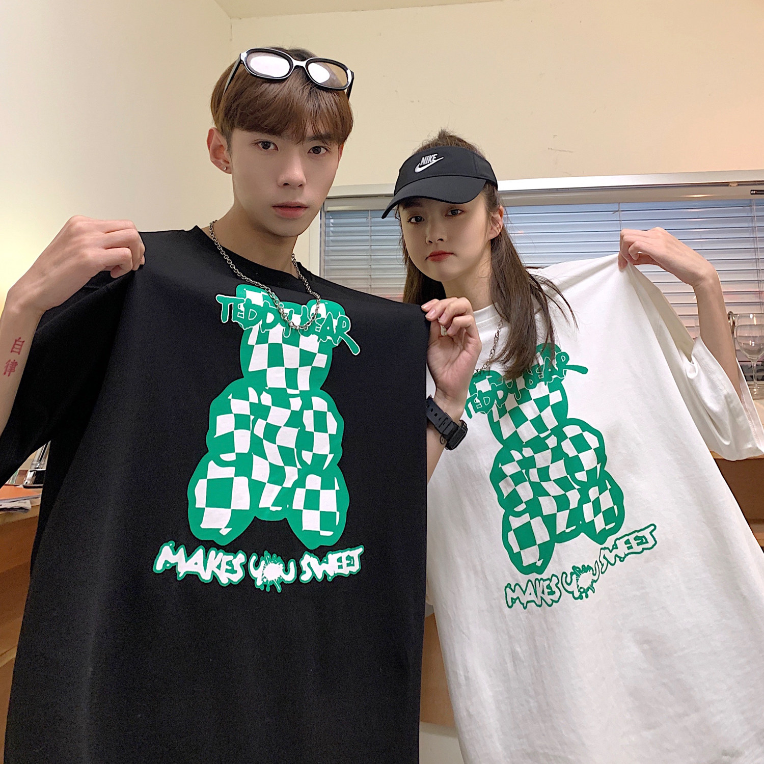 情侣装夏装棋盘格小熊印花情侣短袖T恤宽松半袖H719P30男类,男装T恤,电商A341