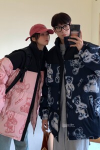 主推 情侣装冬装 涂鸦熊卡通拼接情侣棉衣加厚外套 H691 P128男类图片