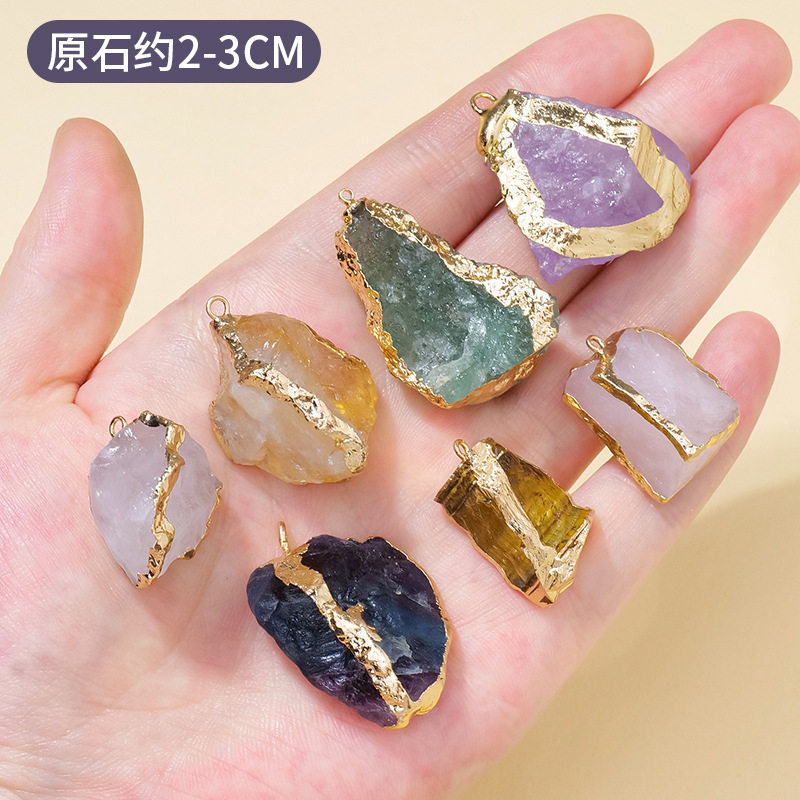 跨境天然水晶原石鎏金吊坠不规则水晶原石吊坠项链毛衣链饰品批发