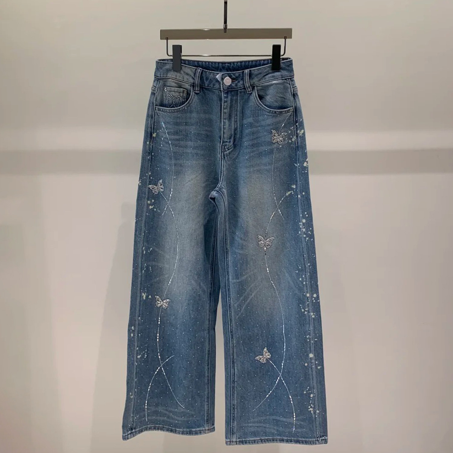 深圳南油高端女装2026春季新款休闲风设计感蝴蝶烫钻阔腿牛仔裤女,女装/女士精品,牛仔裤,淘宝优惠券,粉丝福利购,淘宝优惠卷