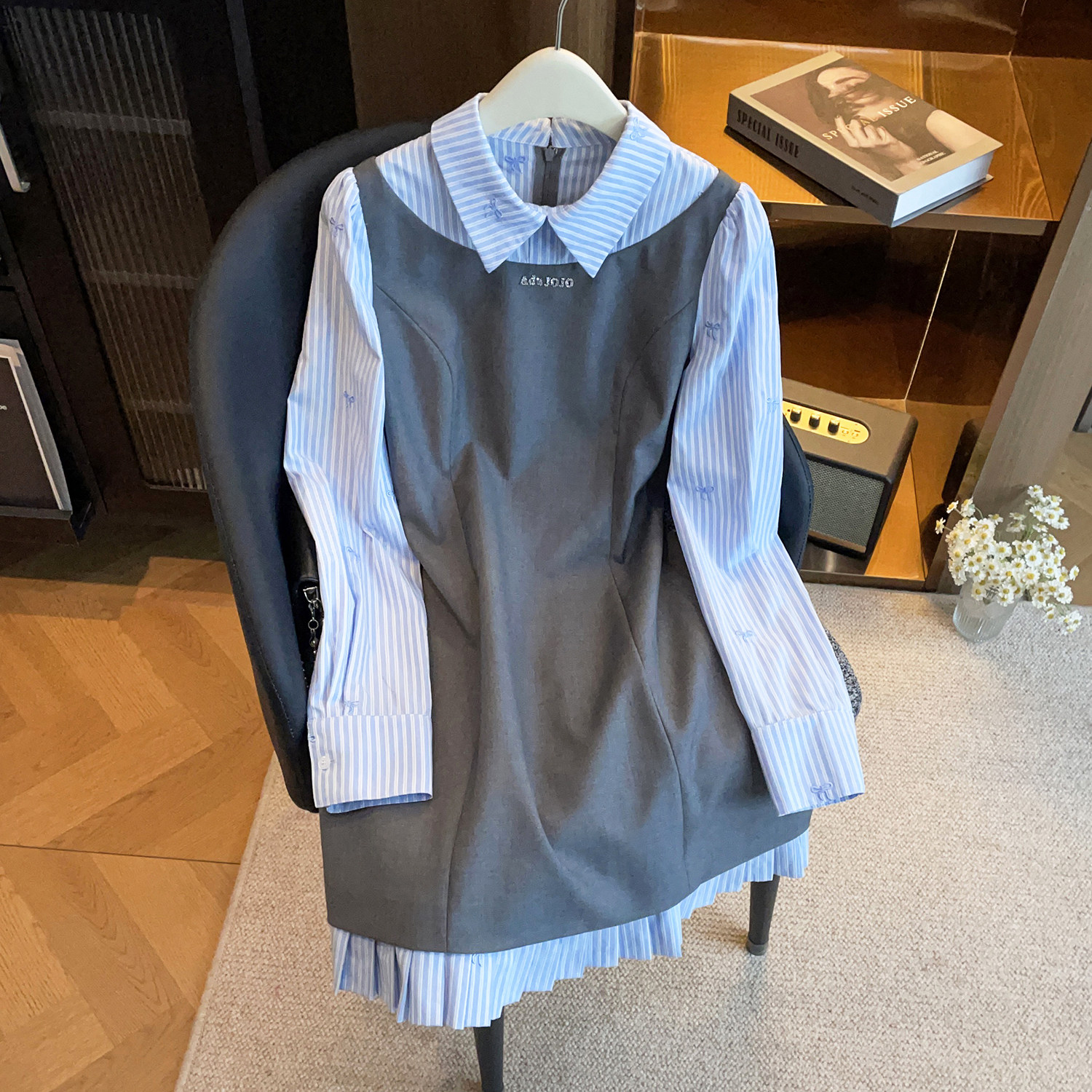 深圳南油高端女装2026春季新款学院风假两件拼接减龄显瘦连衣裙女