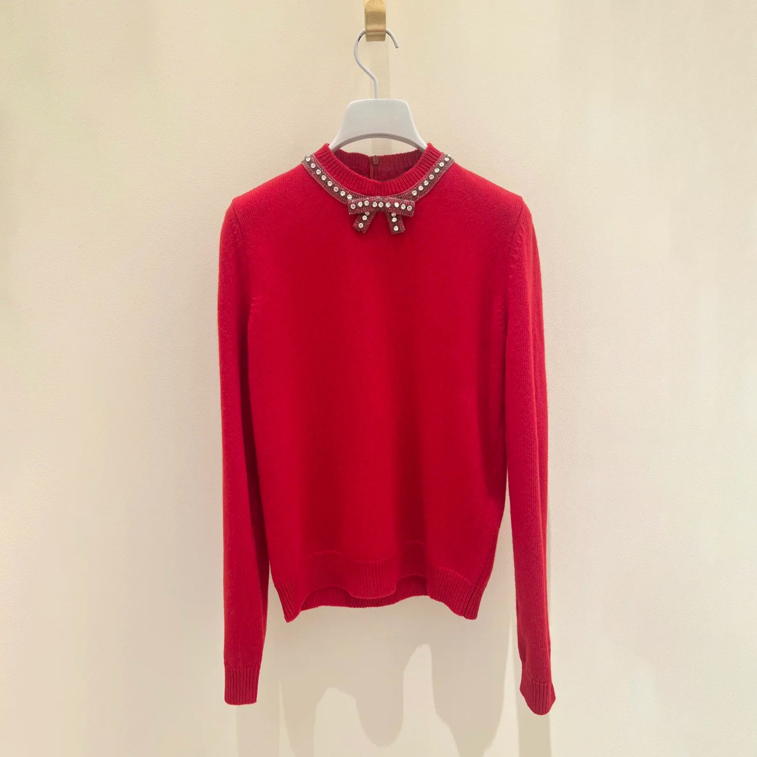 深圳南油高端女装2026春季新款法式小香风蝴蝶结钉钻软糯针织衫女