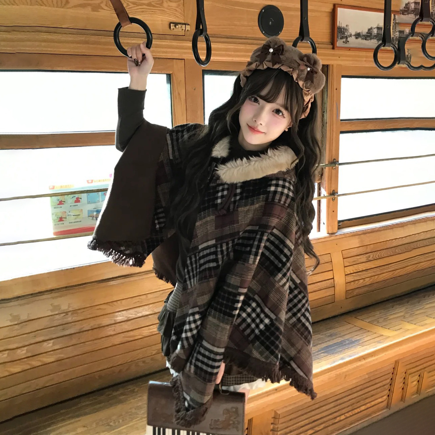 复古棕色格纹流苏连帽斗篷外套女高级感设计感小众时尚上衣外套潮