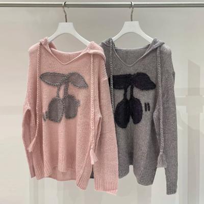 动感樱桃刺绣连帽套头毛衣针织衫