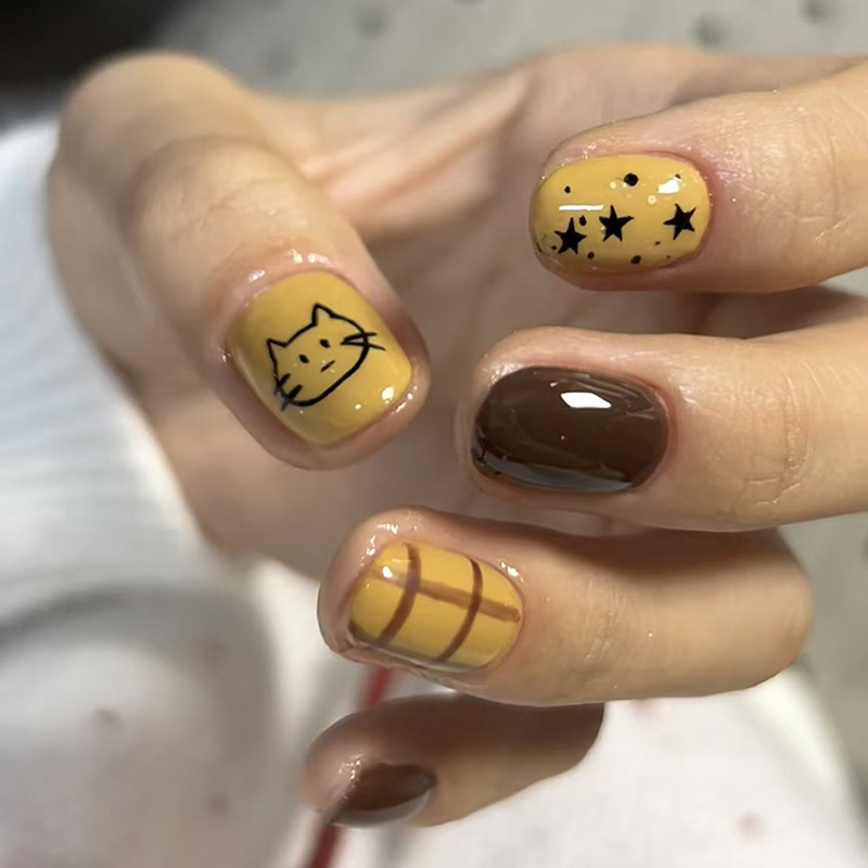可爱卡通猫咪穿戴甲复古