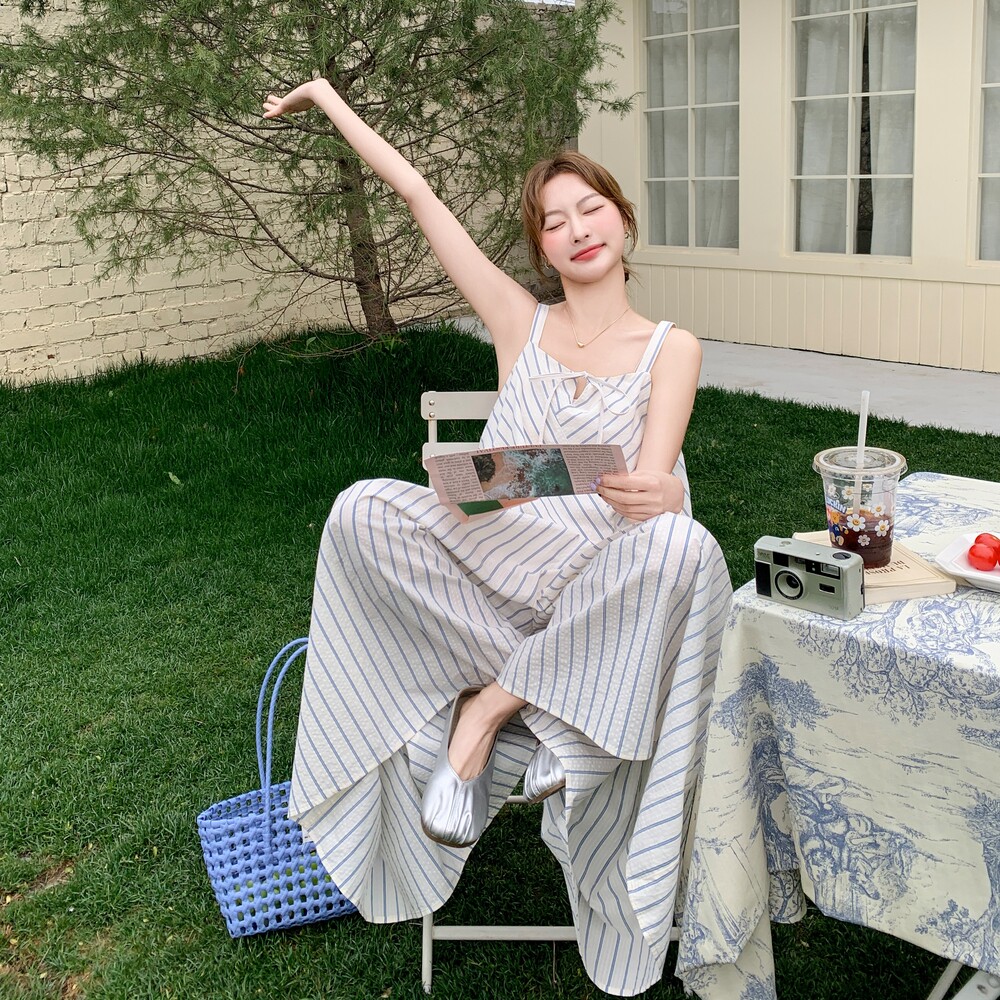 时尚减龄条纹吊带连体裤女2025夏季蝴蝶结系带方领背带淡人阔腿裤,女装连体裤,浙宝169A(原263)