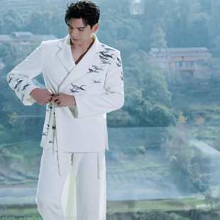 修身 尚品经超明星同款 绑带设计西装 飞鹤刺绣新中式 中国风西服男士