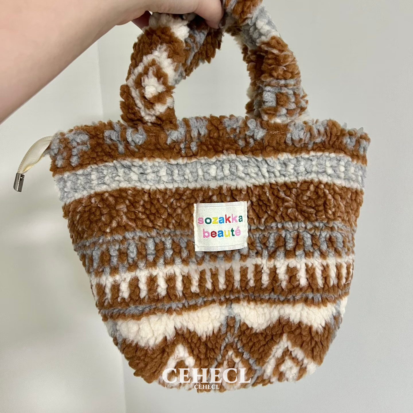 2026新款可爱圈圈毛呢手提包袋便携收纳小方包便当袋子手拎包毛绒