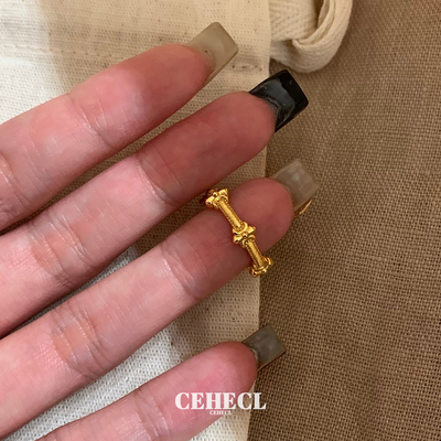高级感沙金拉丝鸢尾花戒指宫廷风