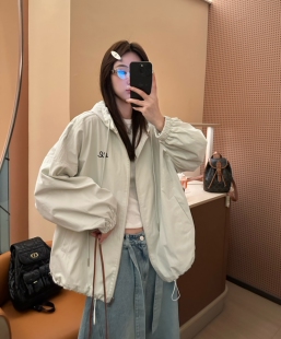 气质休闲宽松大版 韩版 显瘦连帽下摆抽绳冲锋衣外套 新款 26005春季