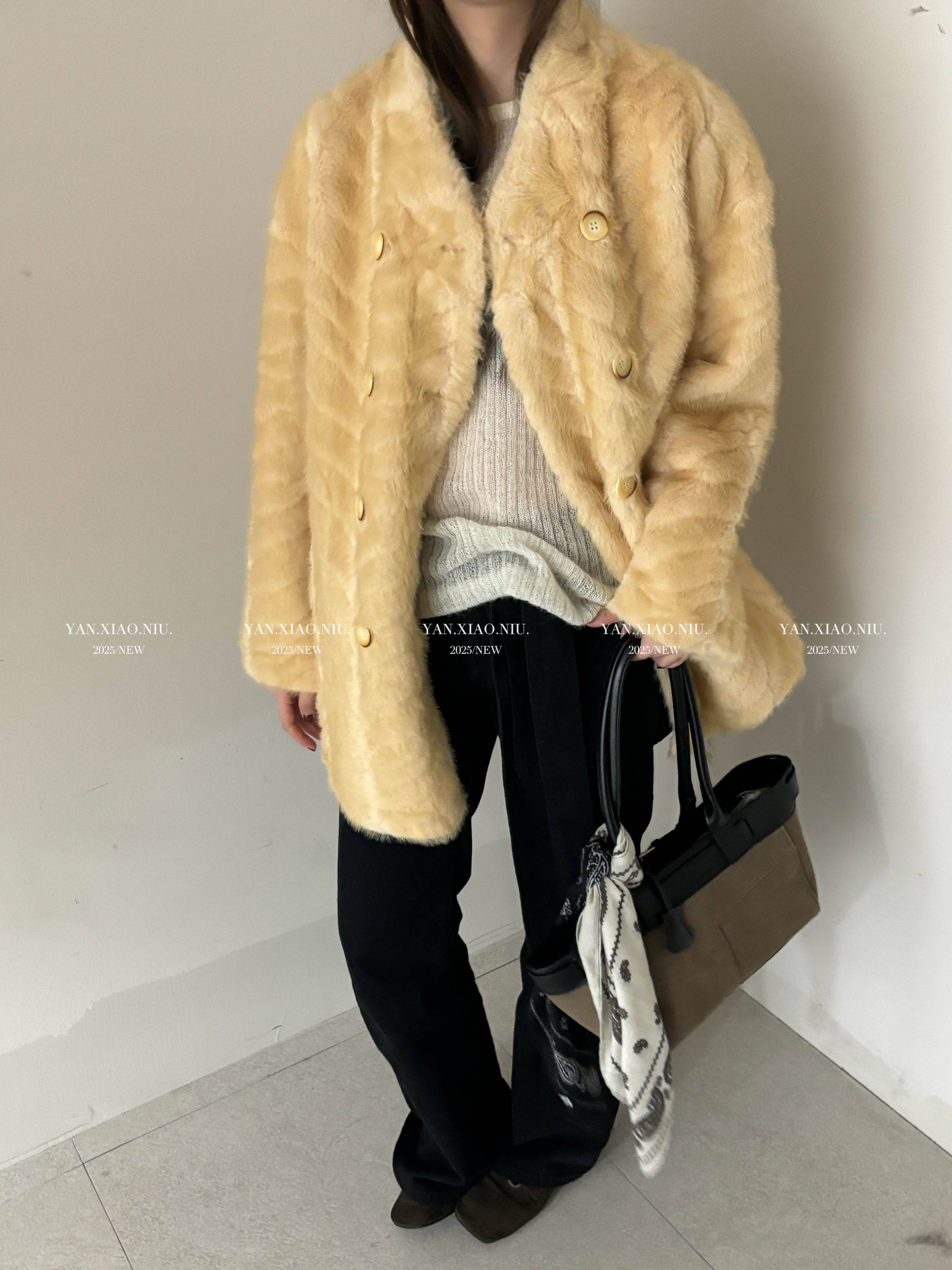 1370韩系金叶貂双排扣中长款皮毛一体女冬季新款加厚保暖毛毛外套