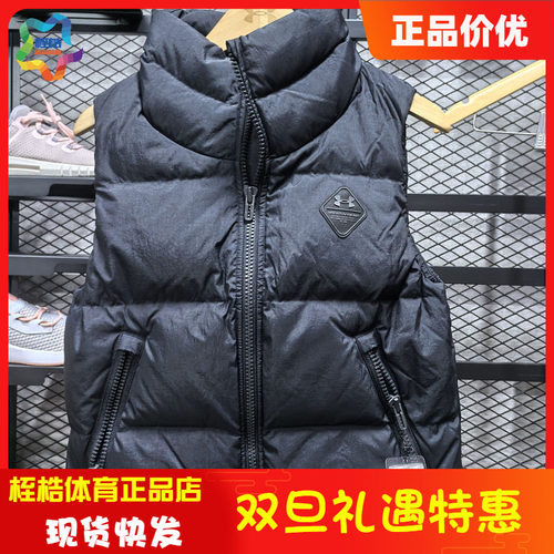 安德玛女子运动保暖马甲