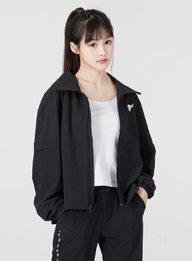 安德玛女士Project Rock强森Packable运动梭织夹克1365993
