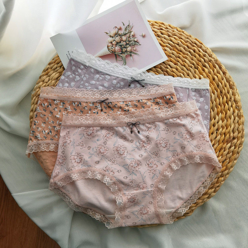 甜甜的少女风~舒适柔软女内裤蕾丝边印花三角裤中腰包臀底裤,女士内衣/男士内衣/家居服,女三角裤,淘宝优惠券,粉丝福利购,淘宝优惠卷