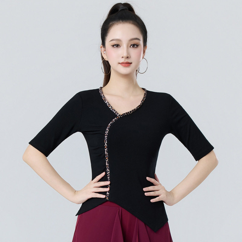 黑色舞蹈练功服女成人新款现代舞跳舞时尚v领不规则拉丁舞上衣