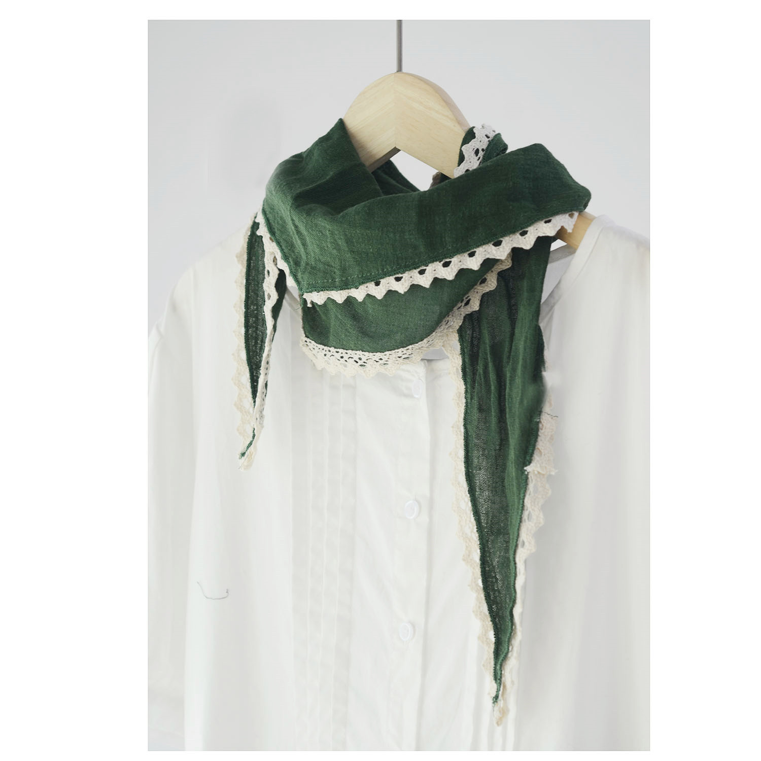 韩版新款花边三角巾 夏秋护颈柔软舒适防晒小围巾女士纱巾