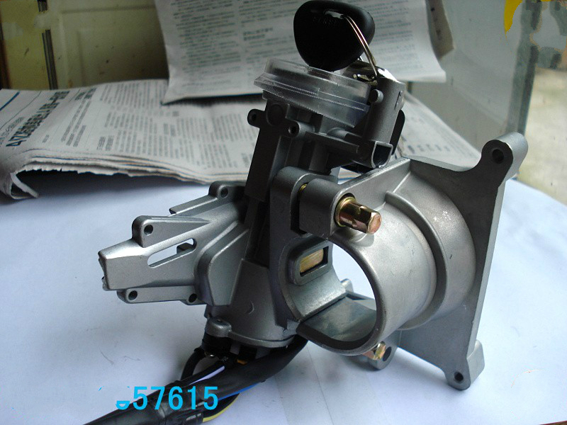 三菱猎豹 V31V32 奇兵 点火开关座 点火开关总成 点火锁座