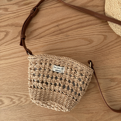 度假ins单肩海边草编口红包