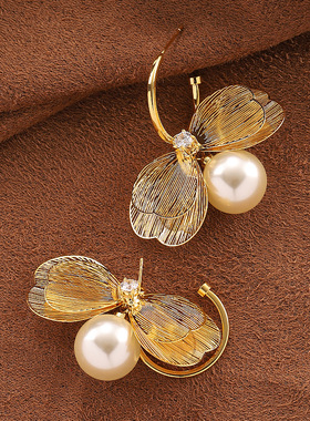 Holiday Butterfly Earrings, Diamond Pearl Luxury Studs
