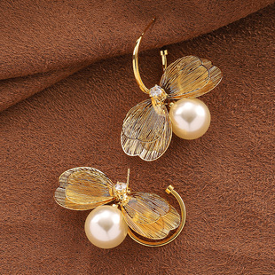 Butterfly Luxury Earrings Pearl Studs Diamond Holiday