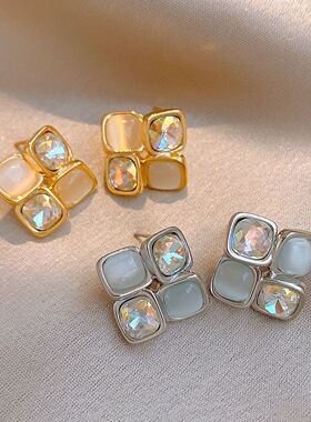 18K Gold Twist Studs, Geometric Minimalist Luxury Earrings