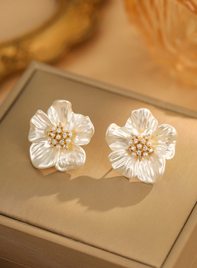 Gold Plated Studs, Floral French Vintage Luxury Earrings