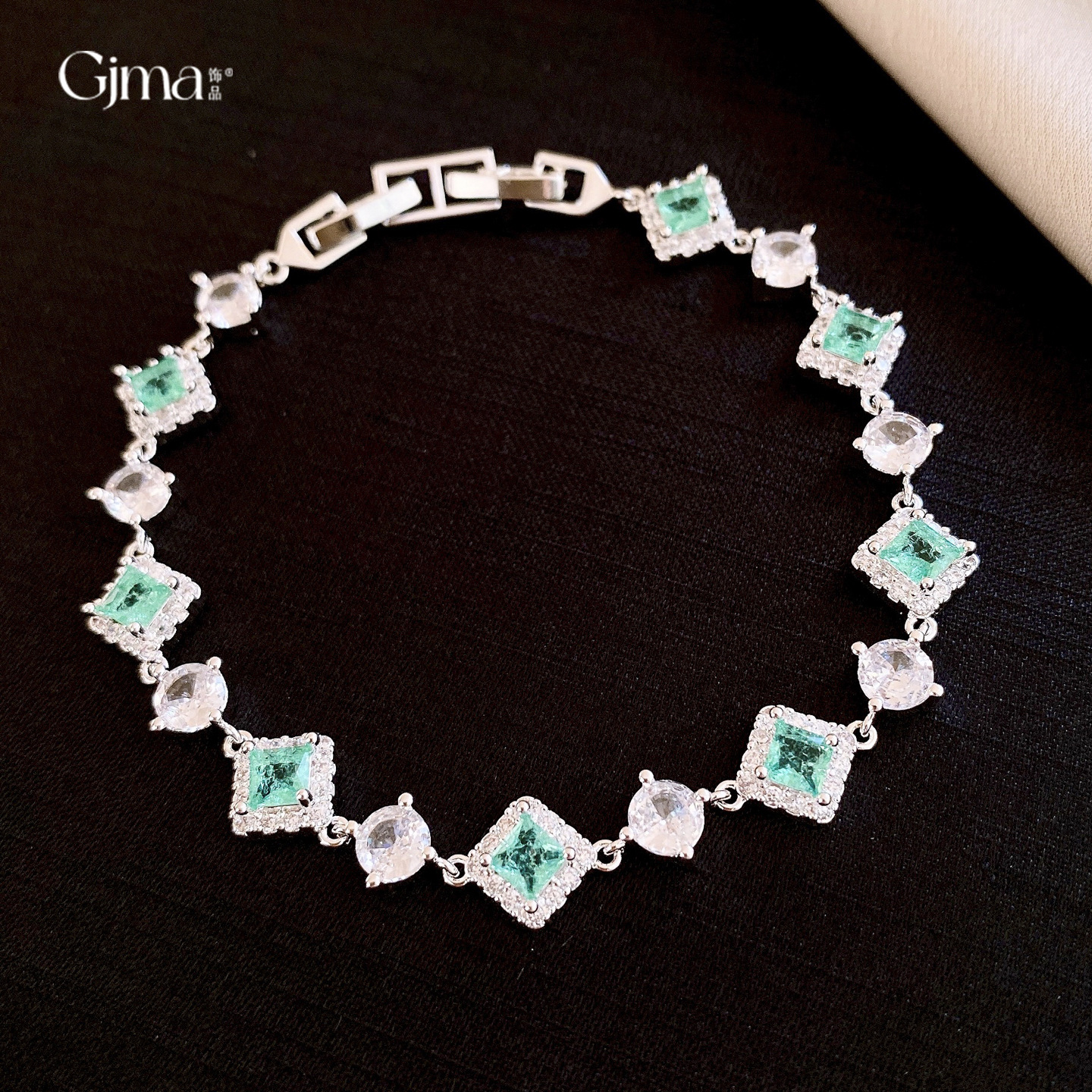 韩系清新甜美方形锆石卡扣手链