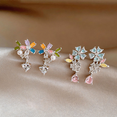 精致超闪锆石花朵珍珠耳钉