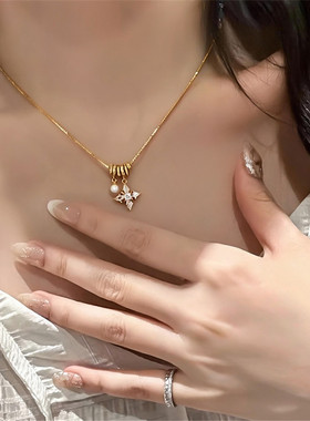 星坠珍珠花朵芒星锆石项链