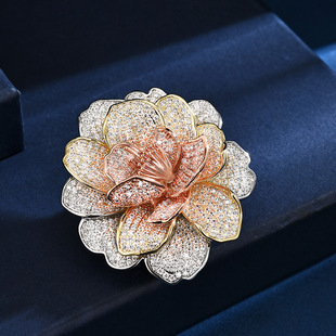 Lapel Camellia Pin Vintage Gradient Brooch Diamond