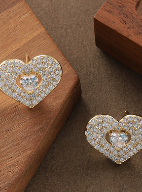 Sparkling CZ Heart Stud Earrings Silver Needle