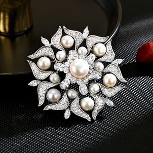 Hollow Brooch Floral Lapel Accessory Korean Pin Pearl