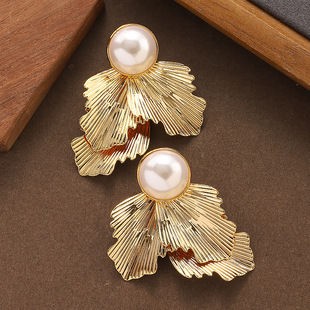 Earrings Leaf Geometric Pearl Hoops 18K Luxury Gold