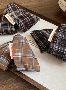 French Vintage Fabric Grid Triangle Hair Clip Elegant