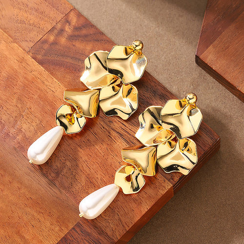 金属花瓣流苏耳环水滴形珍珠耳坠