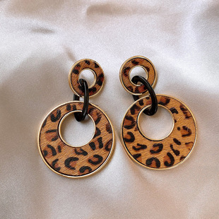 Silver Geometric Leopard Earrings, Elegant Vintage Studs
