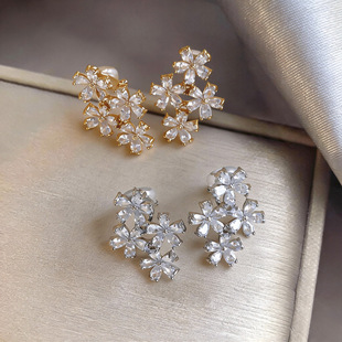 French Zircon Flower Ear Cuffs Elegant Women Jewelry