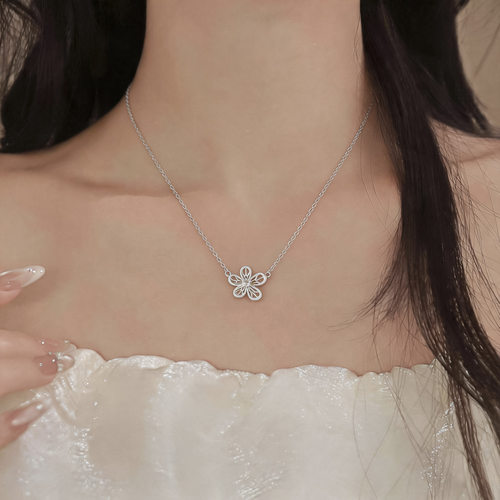 韩系ins风锆石镂空花朵项链轻奢