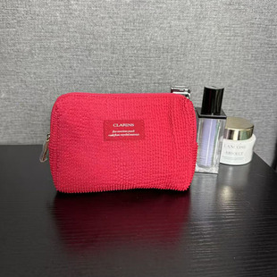 包邮！娇韵诗红色波纹褶皱材质随身便携化妆包收纳袋整理袋包中包