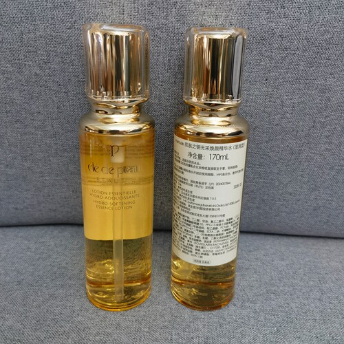 CPB肌肤之钥光采焕颜精华水湿润