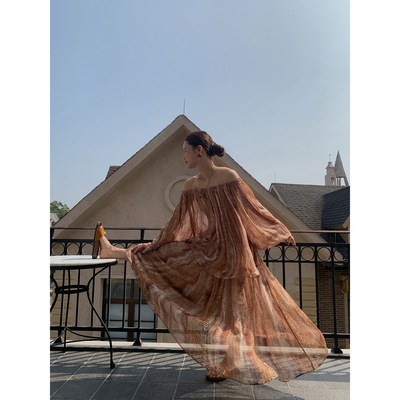 NEW 2026春焕新 复古度假风垂坠飘逸褶皱人丝印花半身裙C8551