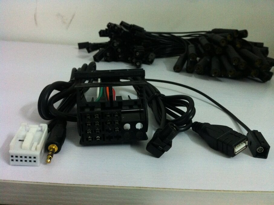 大众领驭速腾迈腾帕萨特汽车音响CD机尾线FM天线AUX USB插头一套
