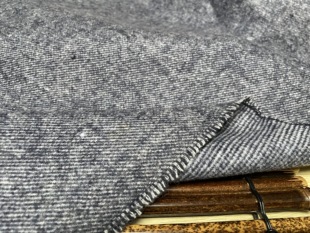 T1227日本羊绒设计师布料1.45米乘1米