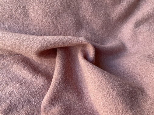 d0131 粉色肌理针织羊绒设计师布料1.50米乘1.40