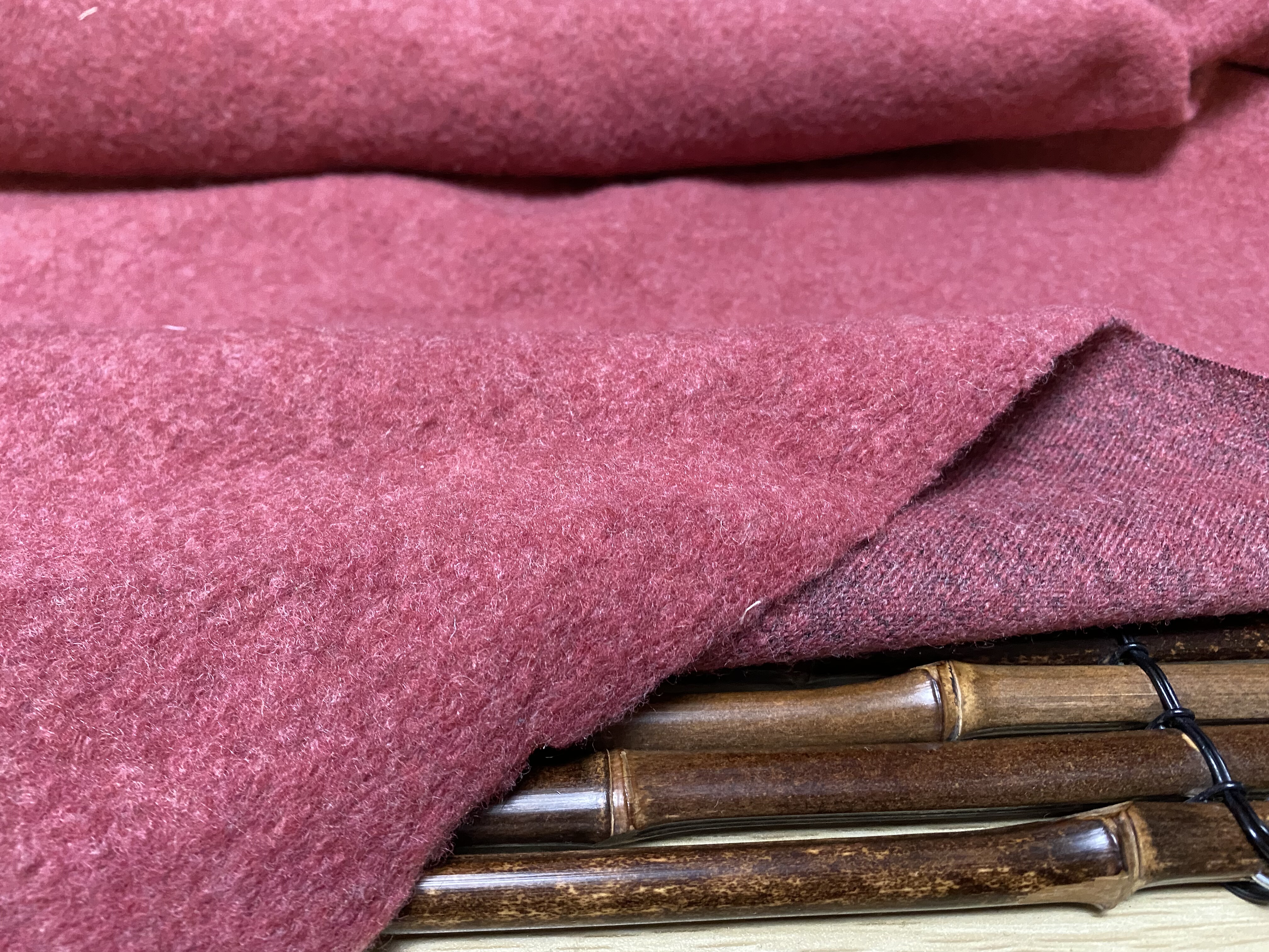 T1114 针织羊绒设计师布料2.2米×1.55米